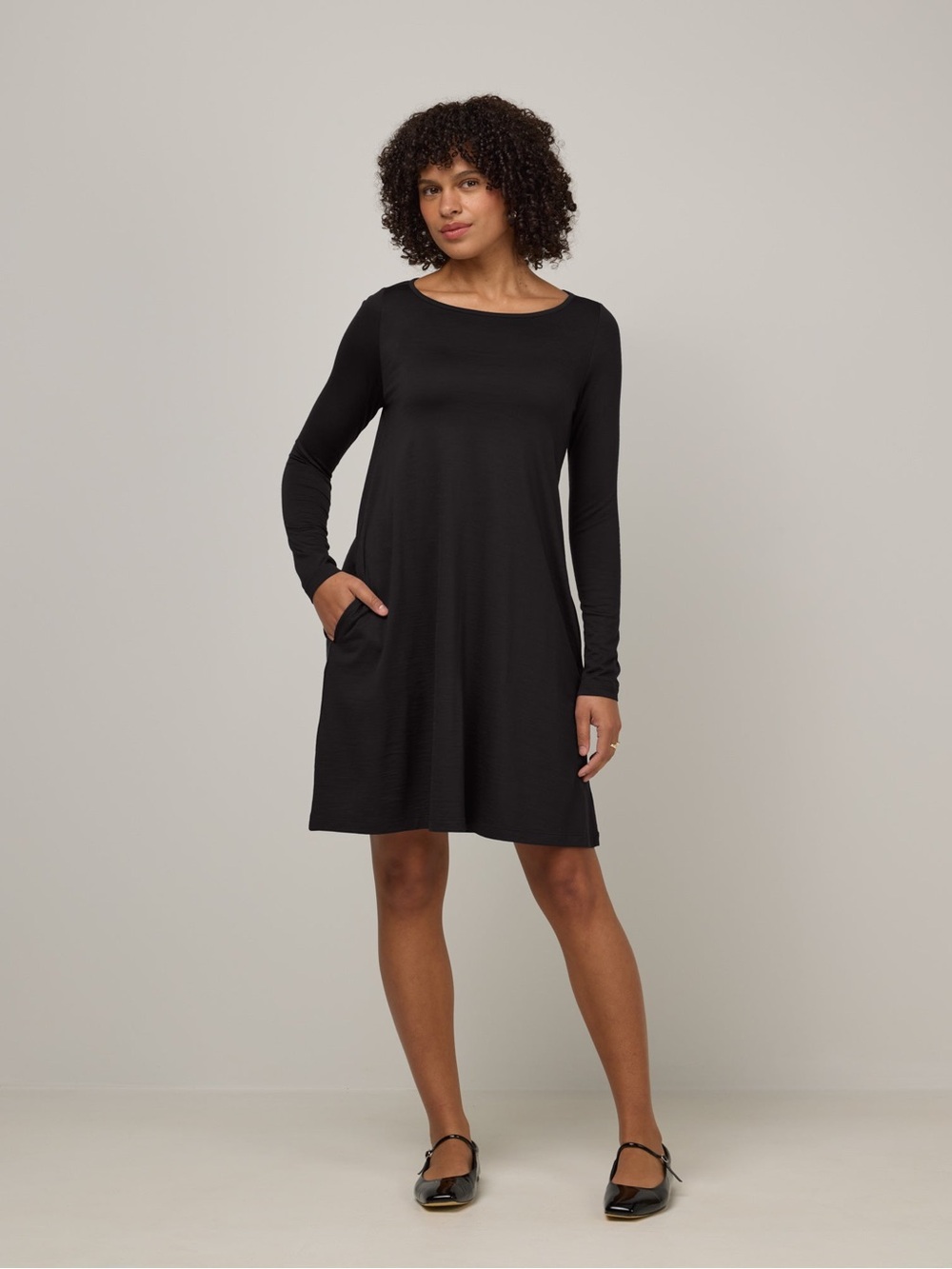 Wool& Rowena Swing Dress in Black Size Large Long